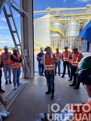 JBS apresenta a estrutura da fábrica de ração em Seberi