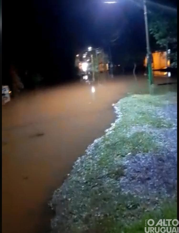 Rio Uruguai em Iraí está a quatro metros acima do normal