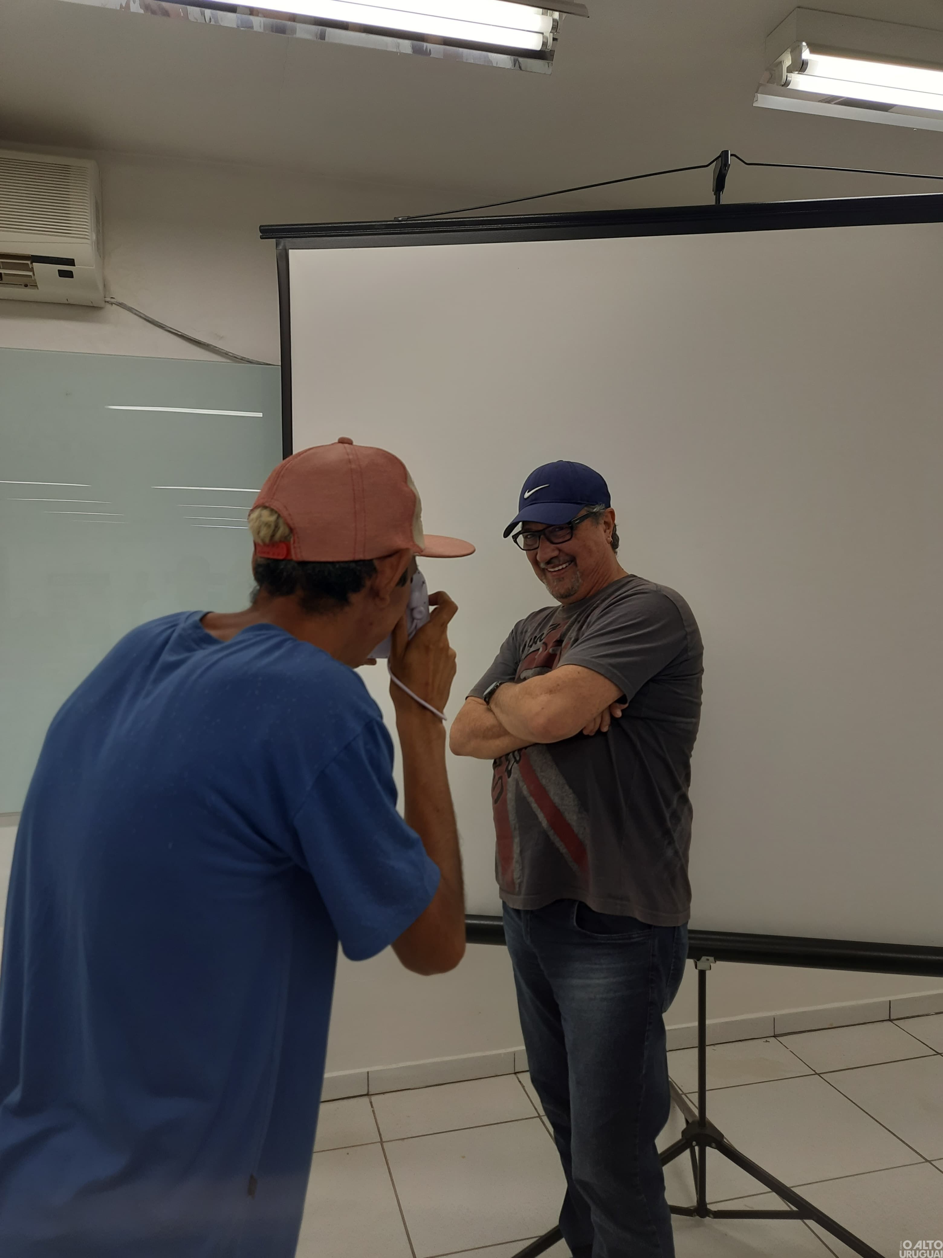 Alunos da Apae-FW transformam a fotografia em arte e conexão