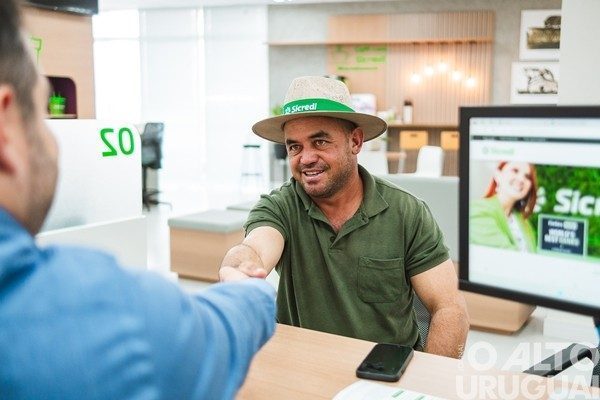Sicredi atinge marca de R$ 30 bilhões na carteira de crédito do BNDES