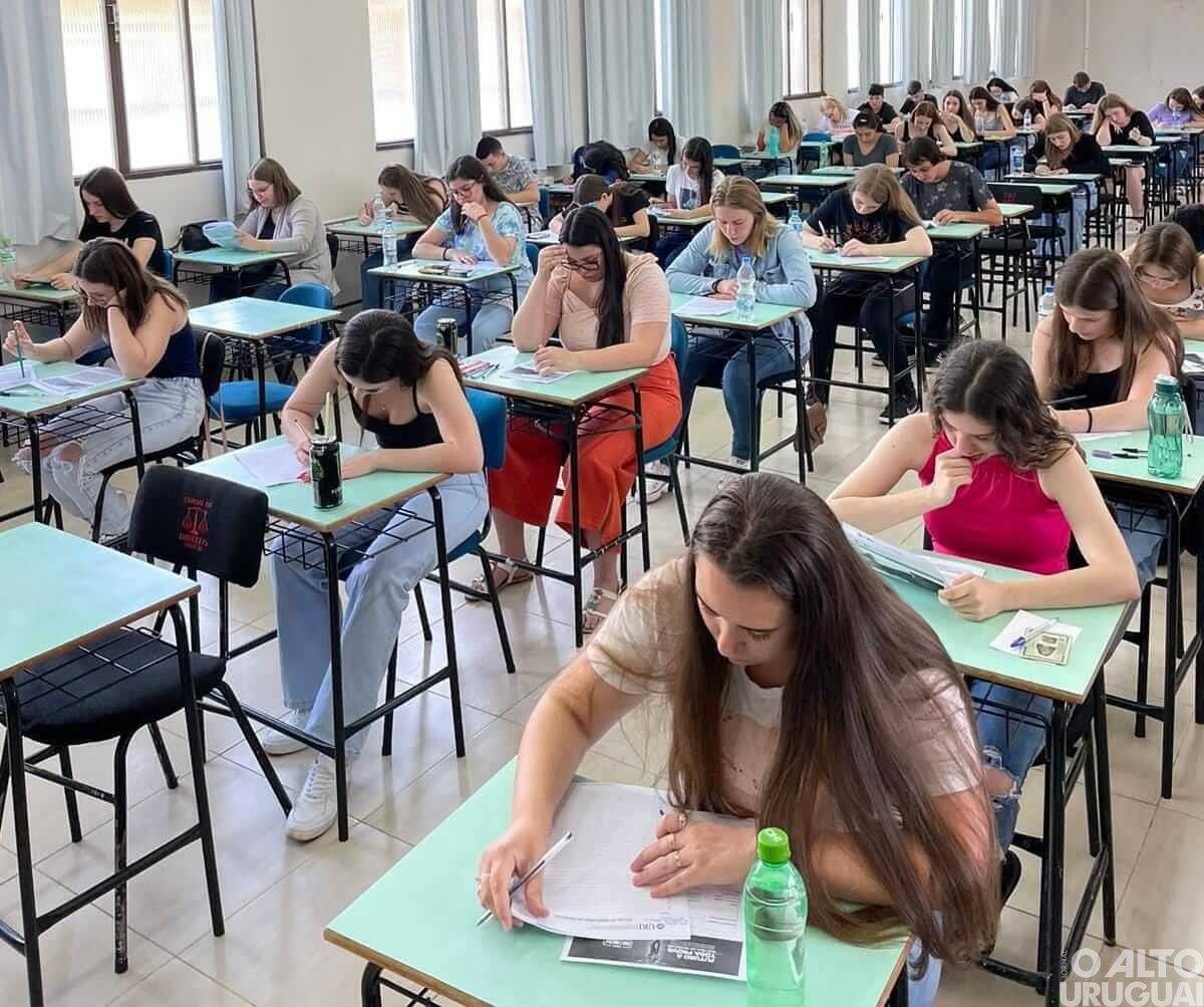 URI realiza Vestibular e lista de aprovados será disponibilizada nesta terça-feira