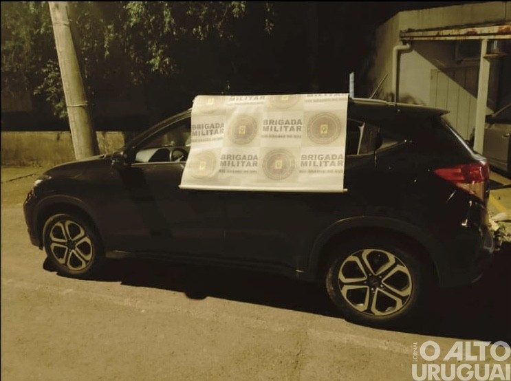 Homem é preso com veículo furtado após tentar fugir de barreira policial em Ametista do Sul