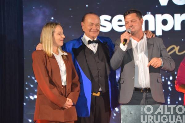 Palestra-show com Otélio Drebes reúne mais de 600 pessoas em Seberi