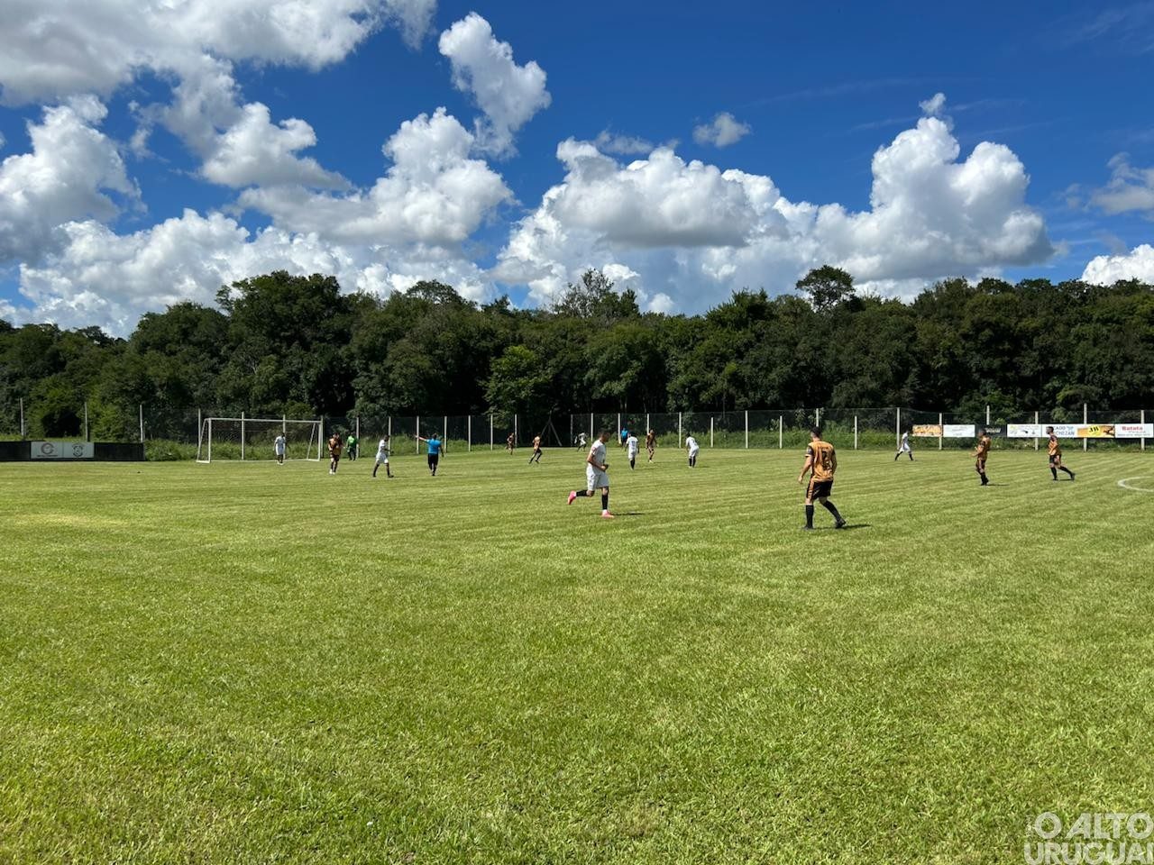 Duas partidas marcam a abertura do Campeonato Municipal de Futebol de Campo de Seberi