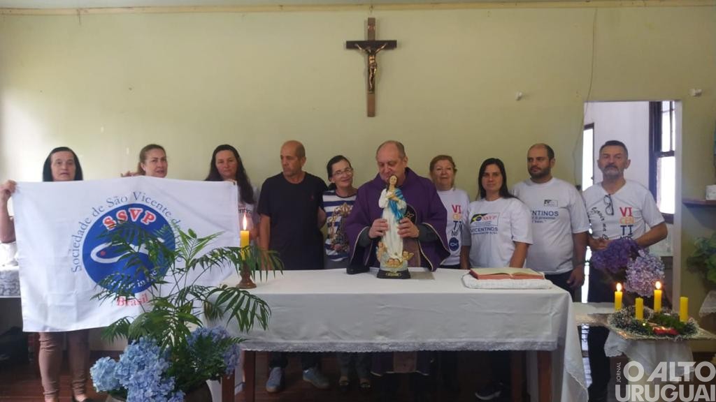 Missa campal do Dia de Nossa Senhora da Imaculada Conceição é realizada