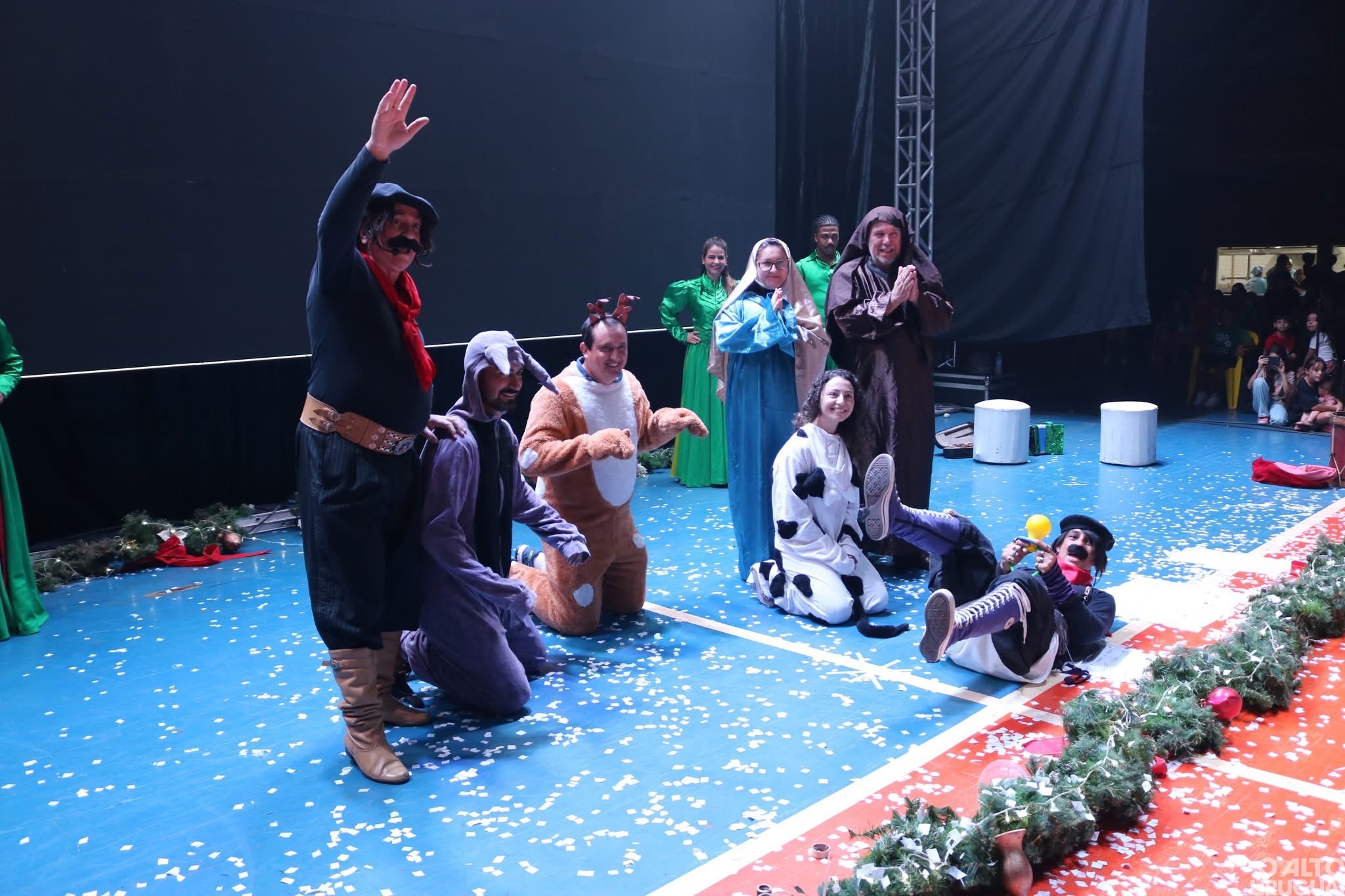 Pinhal celebra o Natal com grande espetáculo de música e comédia
