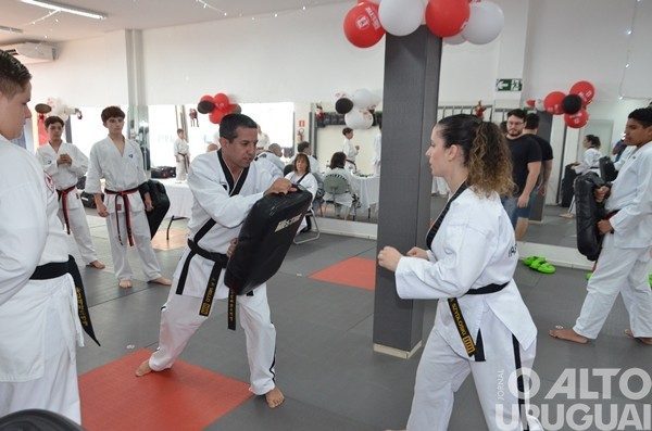 Rede Mestre Artes Marciais promove exame regional de faixas