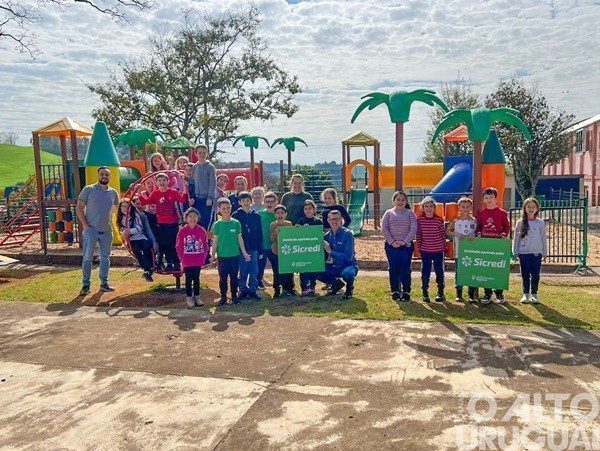 Sicredi Conexão apoia instalação de praça inclusiva em Cerro Grande