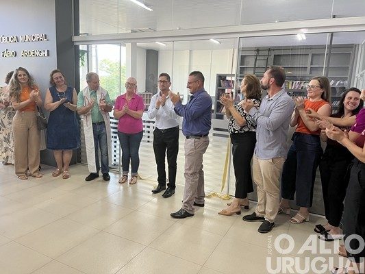 Biblioteca pública de Rodeio Bonito é inaugurada em novo espaço