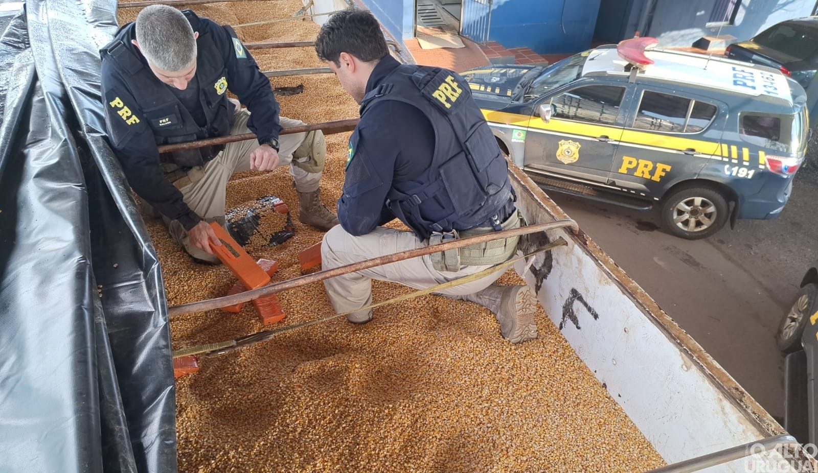 Apreendida carreta com uma tonelada de maconha em Seberi