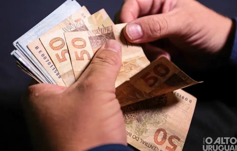 Executivo de Seberi antecipa parcela do 13º salário dos servidores