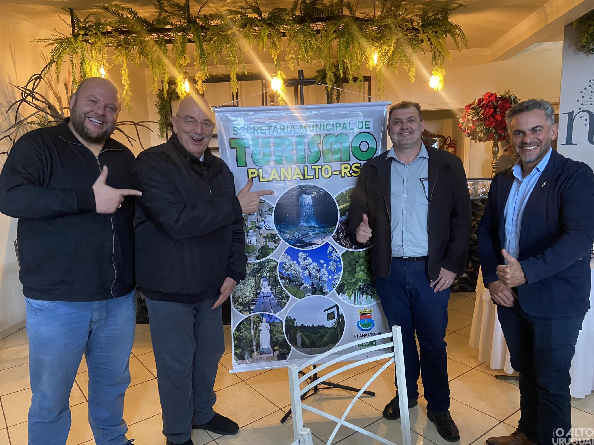 Osmar Terra visita região e anuncia recursos para Rodeio Bonito