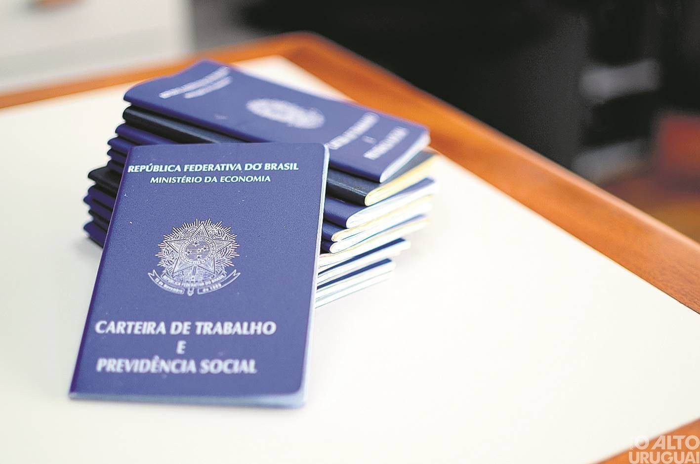 Pedidos de seguro-desemprego voltam a subir em janeiro