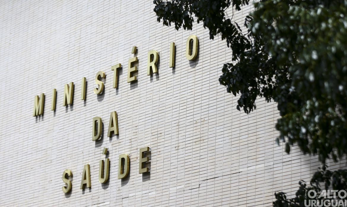 Ministério da Saúde vai retomar 179 obras paradas no RS