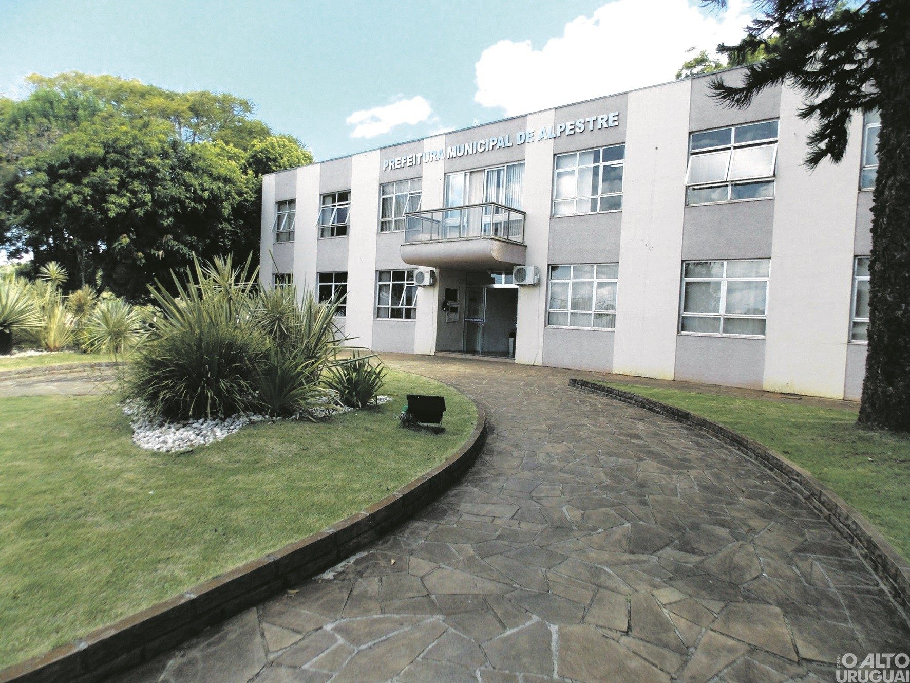 Processo seletivo oferece vagas para professores em Alpestre