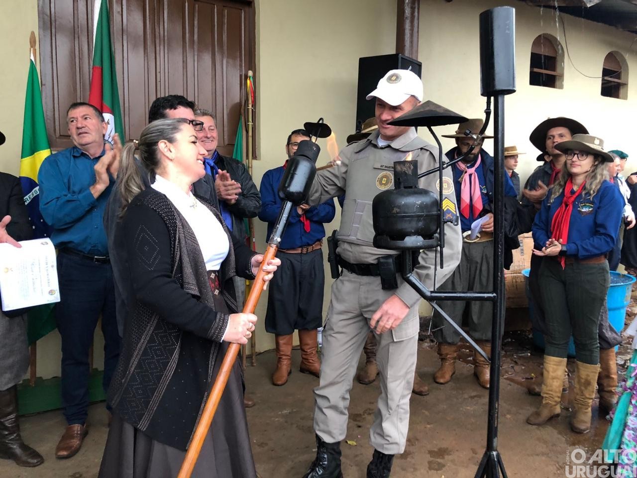 Distribuição da Chama Crioula foi realizada neste sábado