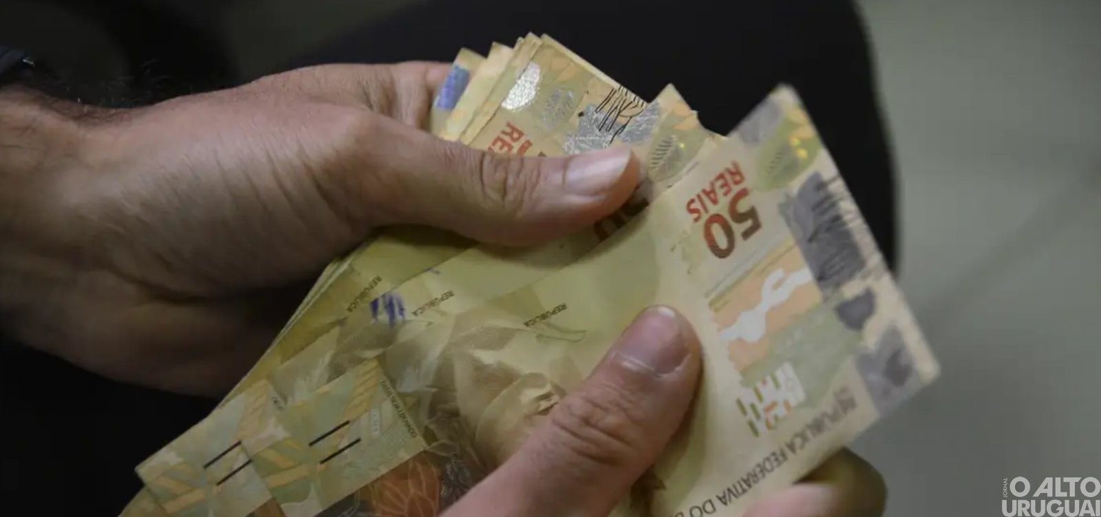 Salário Mínimo pode chegar a R$ 1.521 em 2025