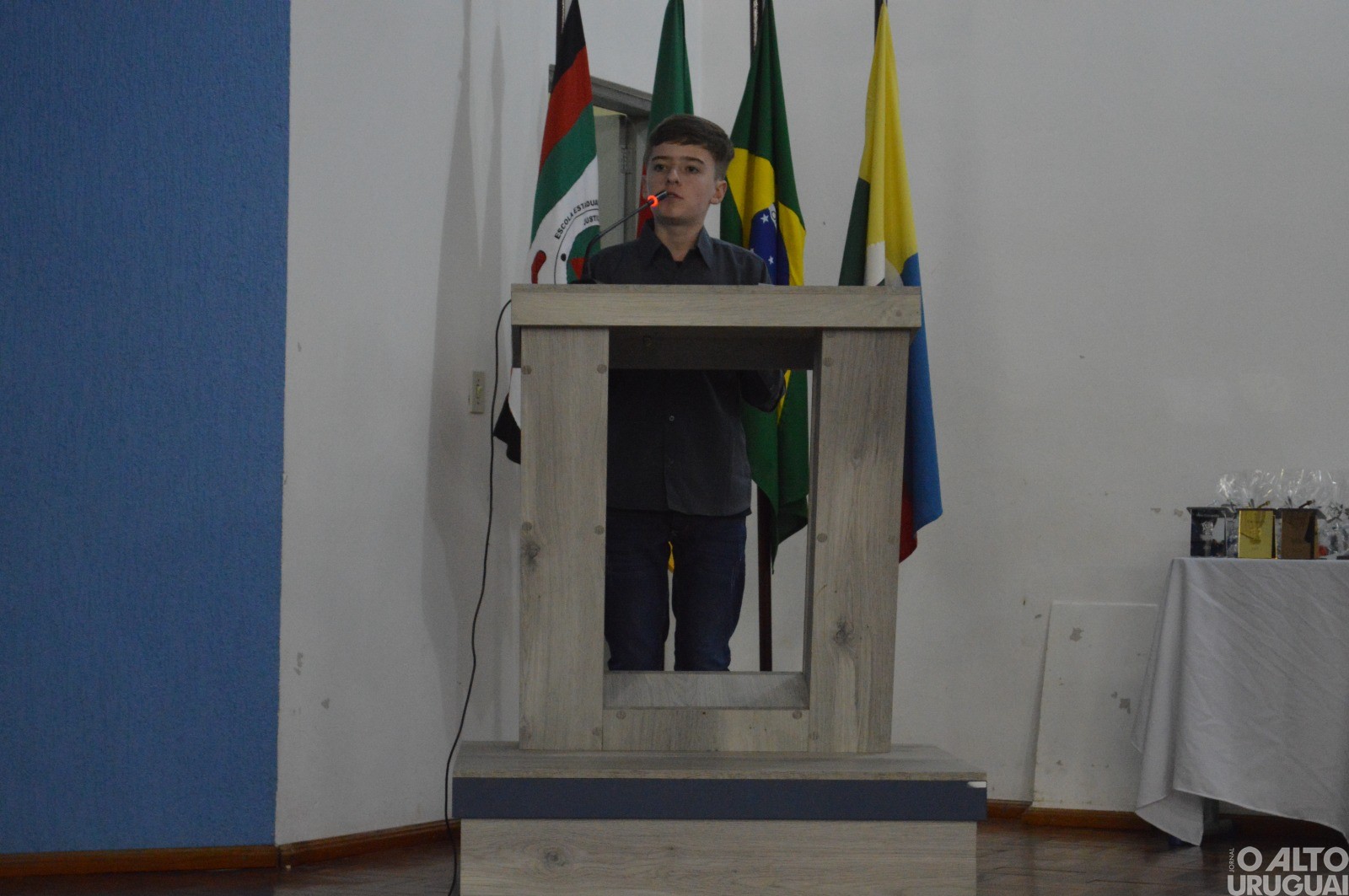 Estudantes de Rodeio Bonito participam da final do Concurso de Oratória nas Escolas