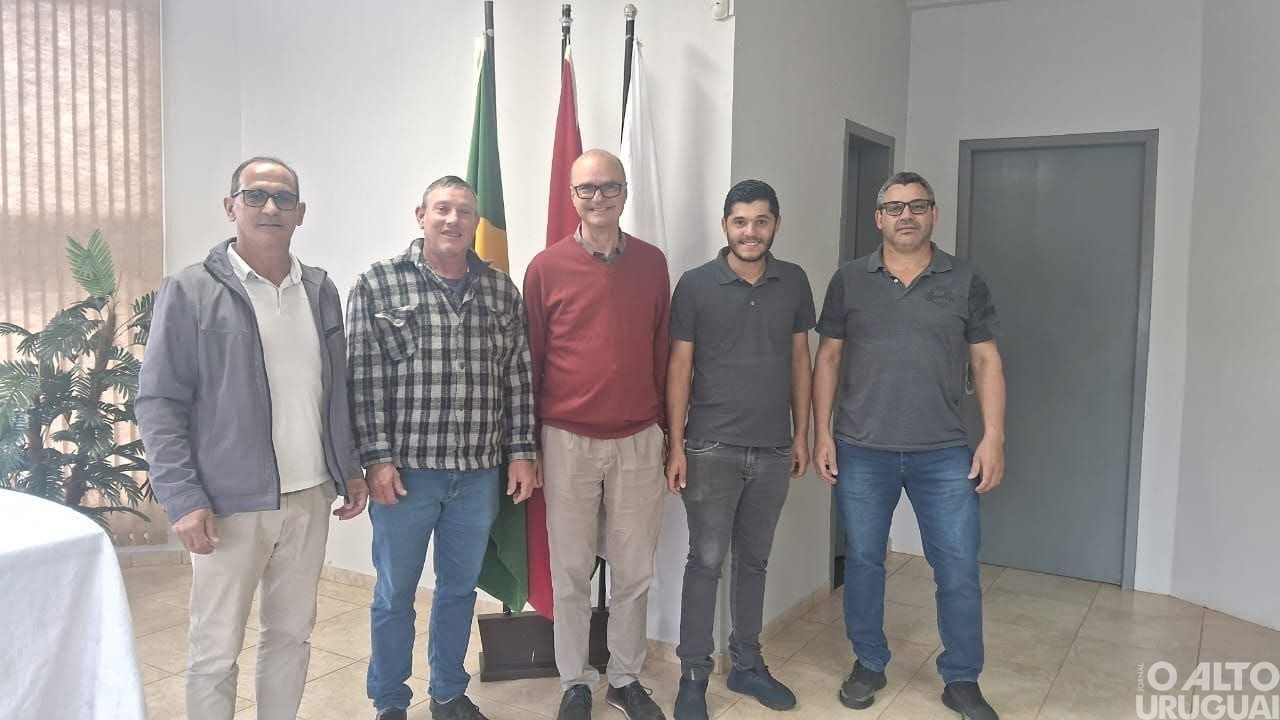 Deputado estadual Gerson Burmann visita Cristal do Sul