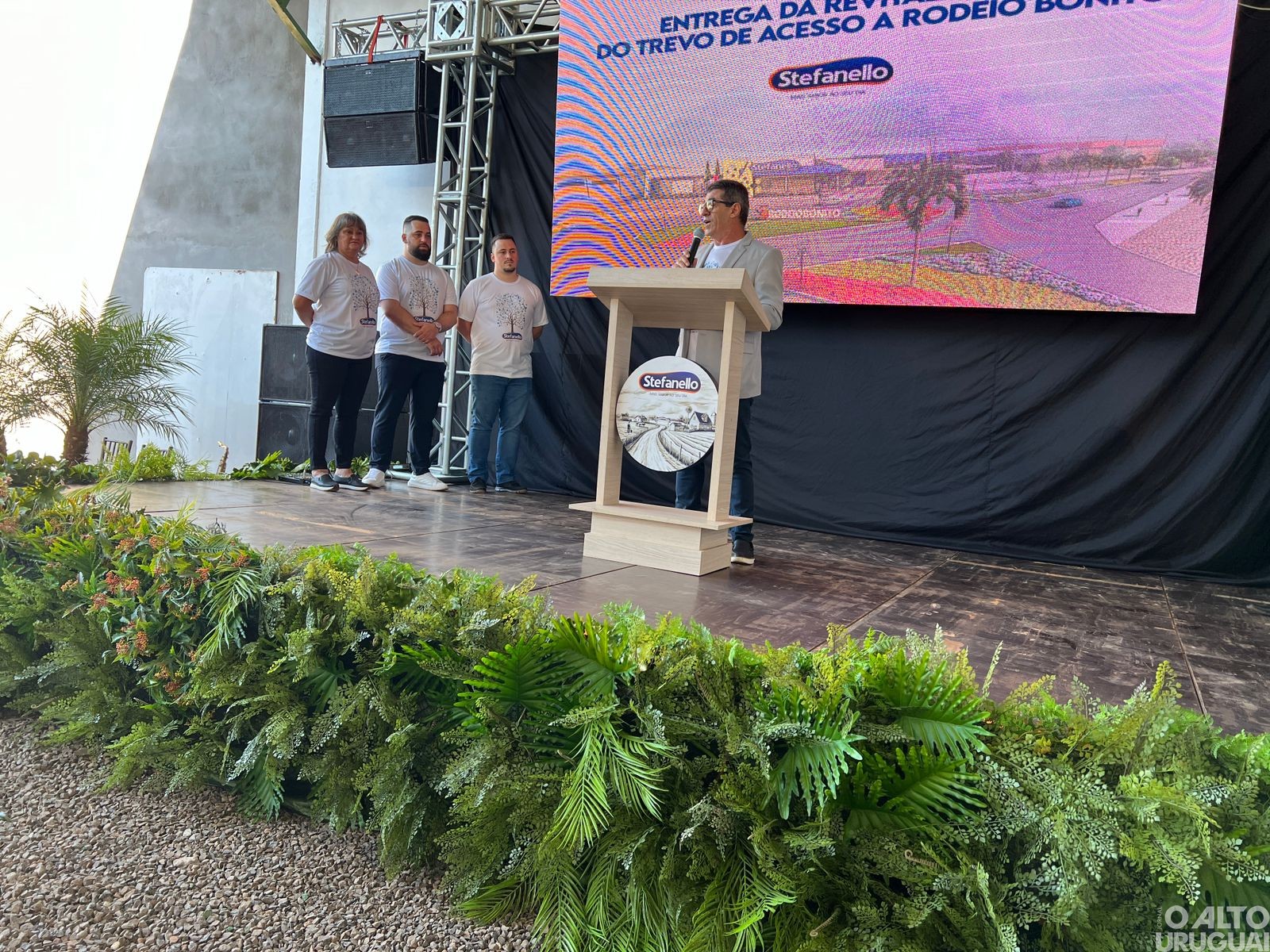 Entrega da revitalização do trevo é realizada em Rodeio Bonito