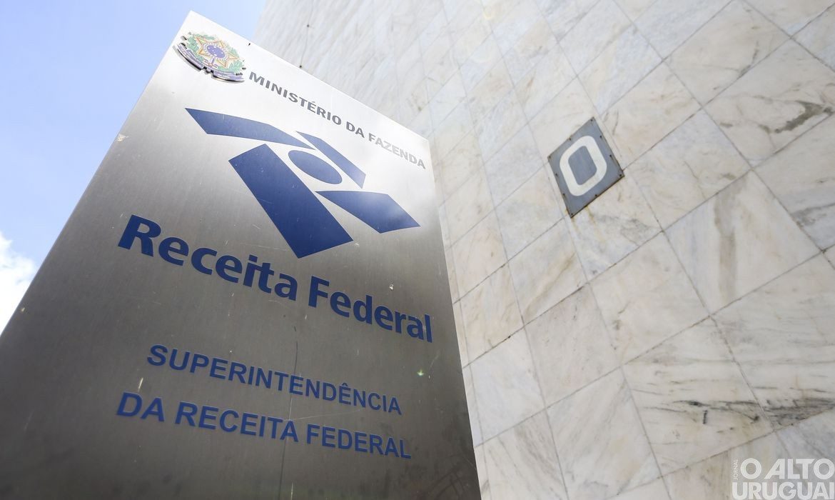 Consulta para lote residual de restituições do IR abre nesta segunda-feira, 24