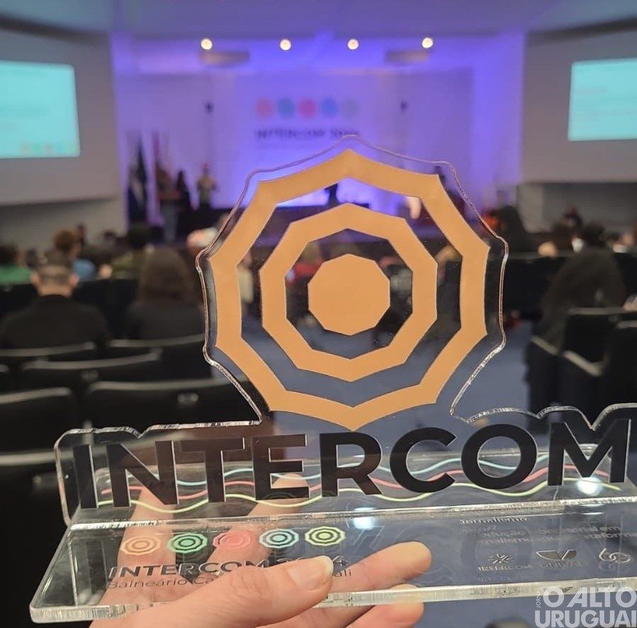 Estudantes da UFSM-FW conquistam prêmio nacional no Expocom