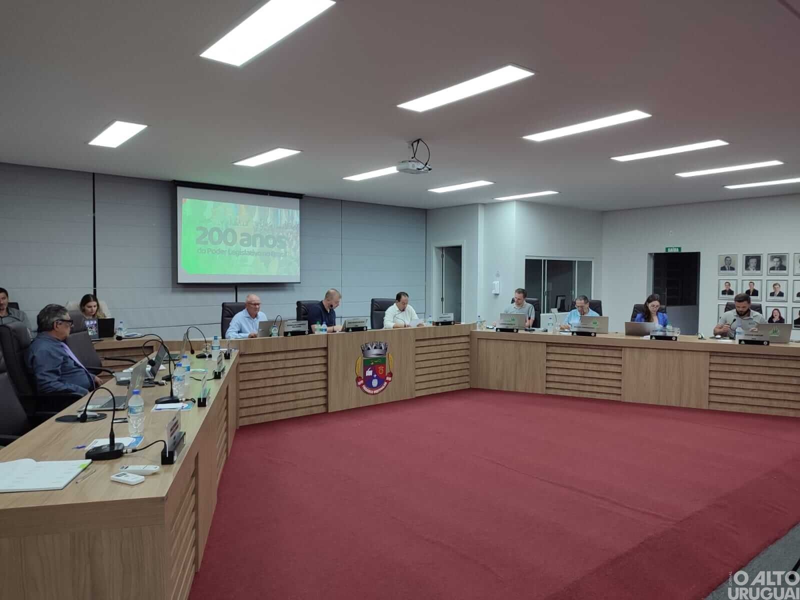 Legislativo aprova criação da Academia Frederiquense de Letras