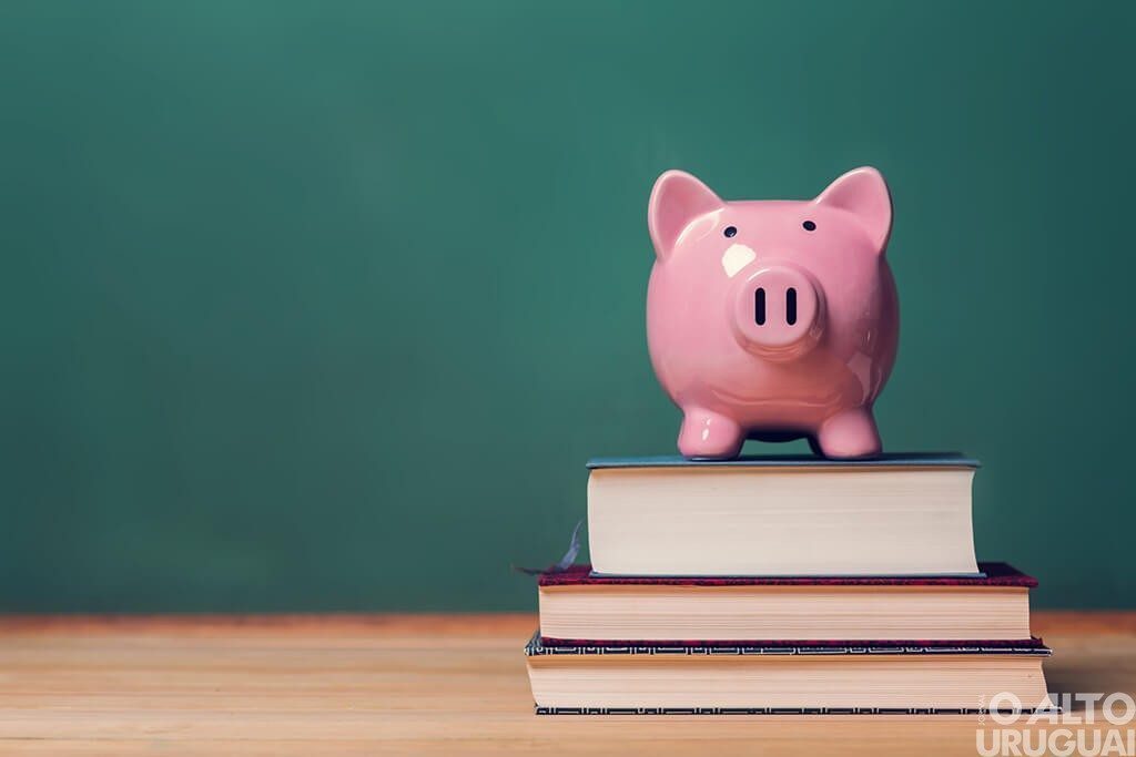 Professores devem receber capacitação sobre educação financeira