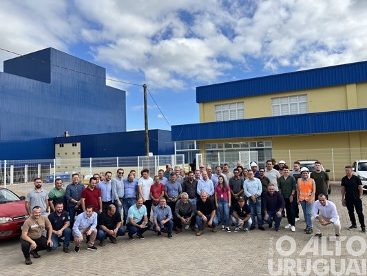 JBS apresenta a estrutura da fábrica de ração em Seberi