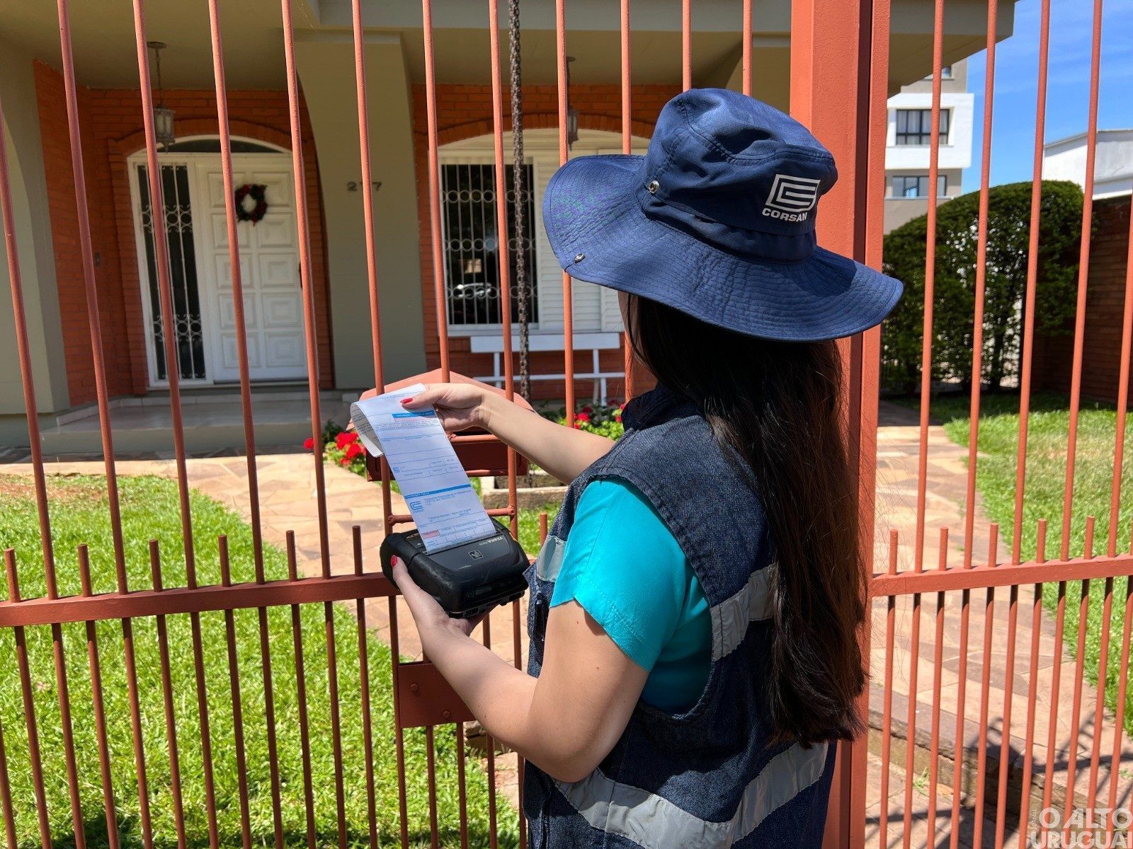 Corsan ajusta serviço de leitura dos hidrômetros em FW