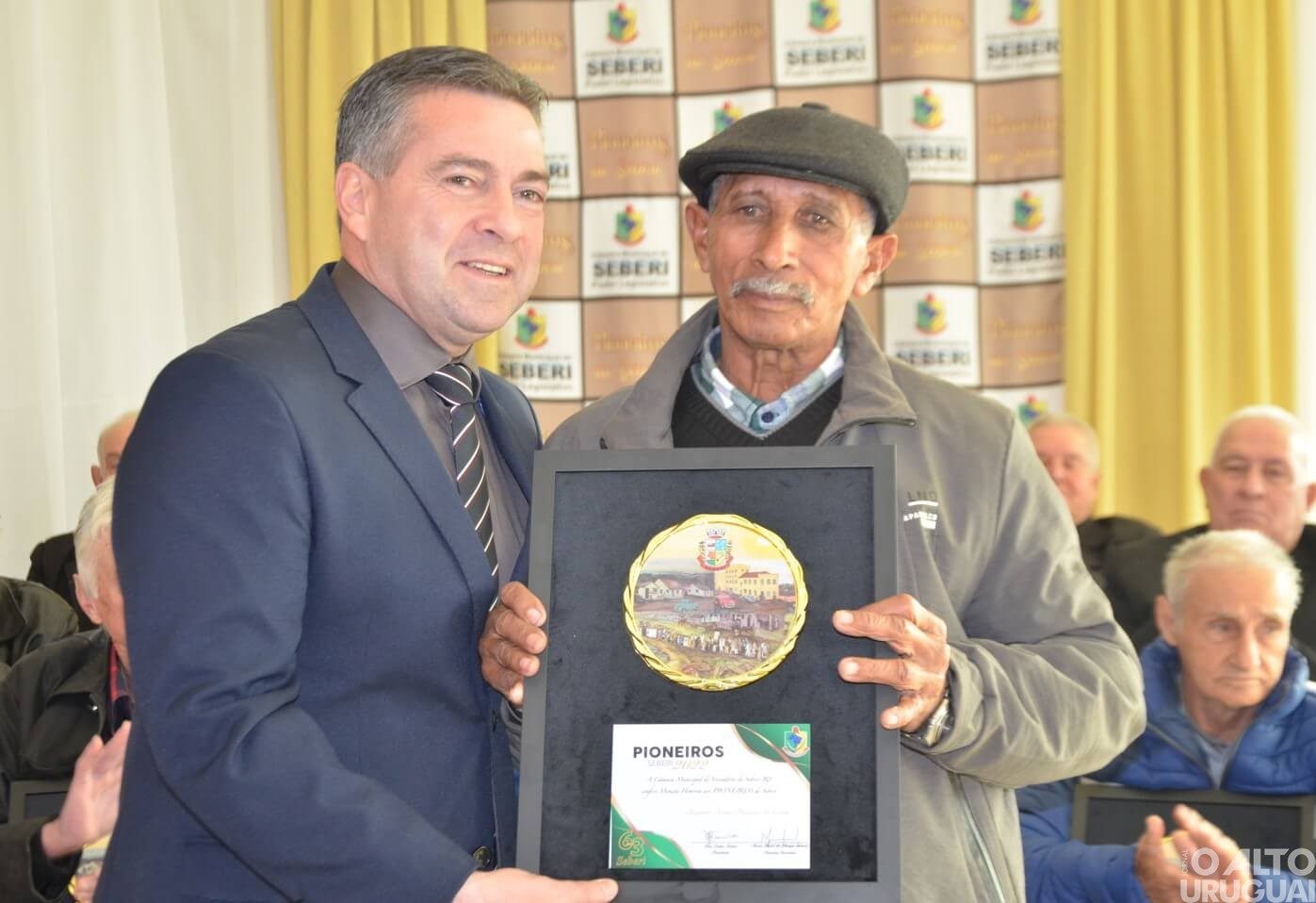 Vereadores homenageiam pioneiros de Seberi