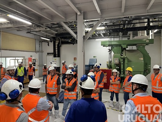 JBS apresenta a estrutura da fábrica de ração em Seberi