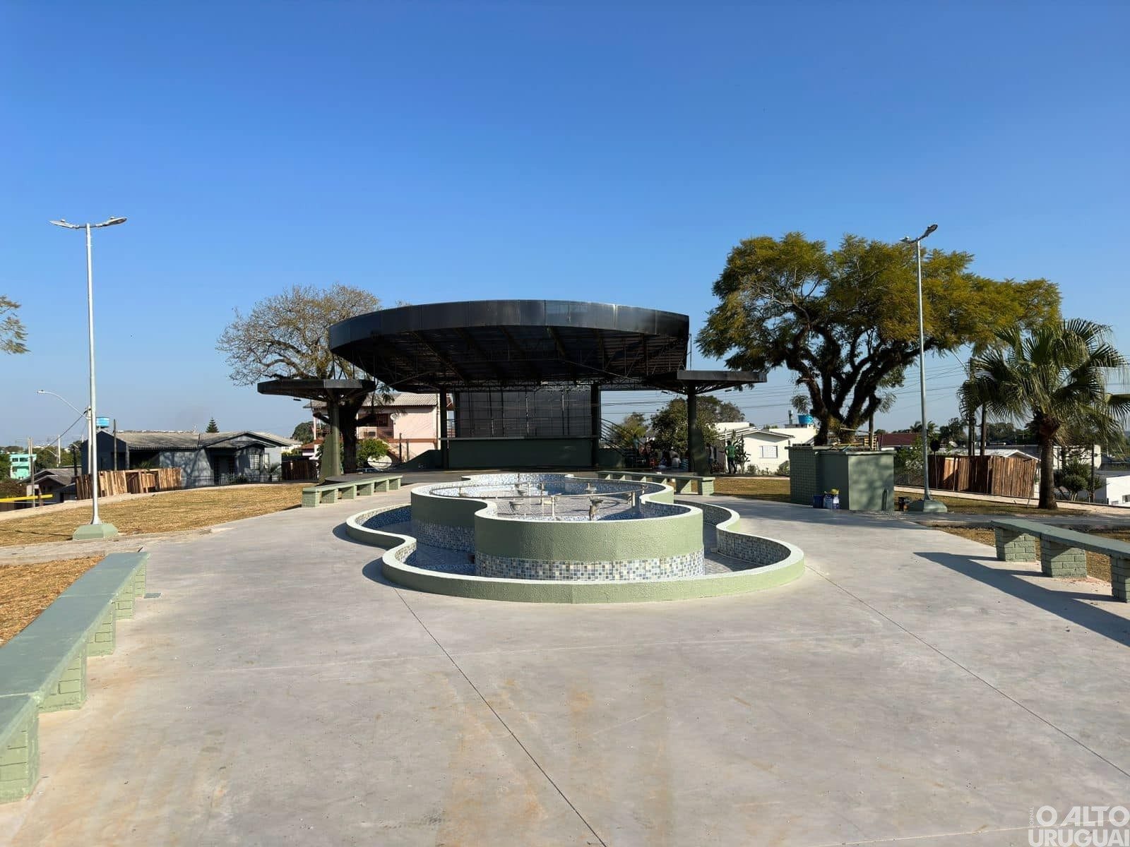 Caiçara: ajustes finais são realizados na Praça Graulino Vernier 