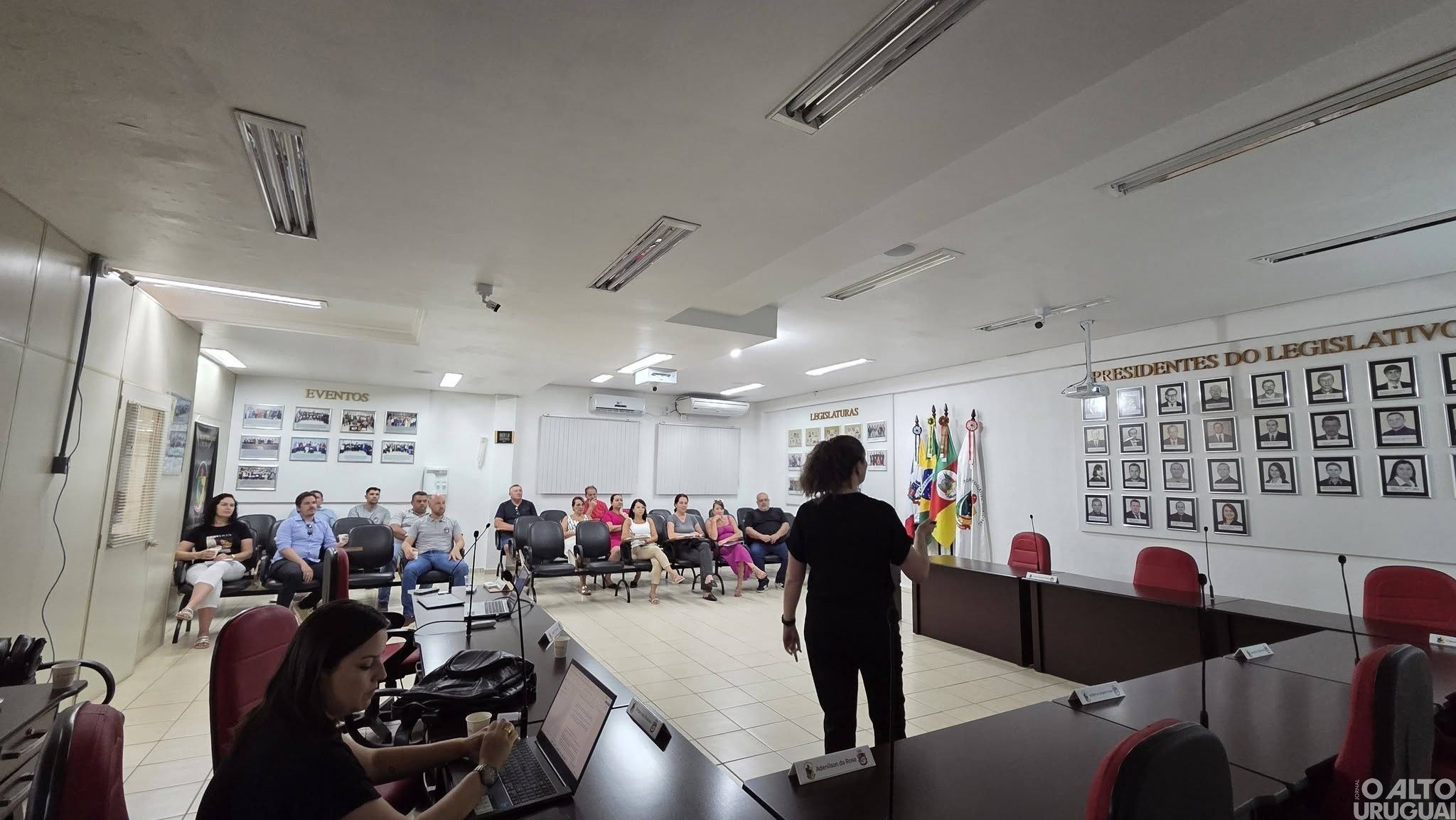 Reuniões esclarecem novas regras de aposentadorias e pensões dos servidores em Caiçara