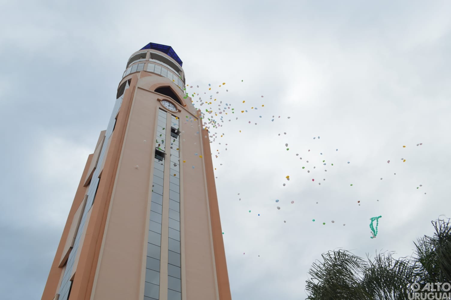 Torre com 70 metros é inaugurada em Ametista do Sul