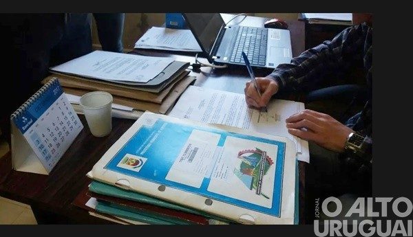 Fraudes em processos licitatórios em municípios do RS resultam em denúncia do MPRS