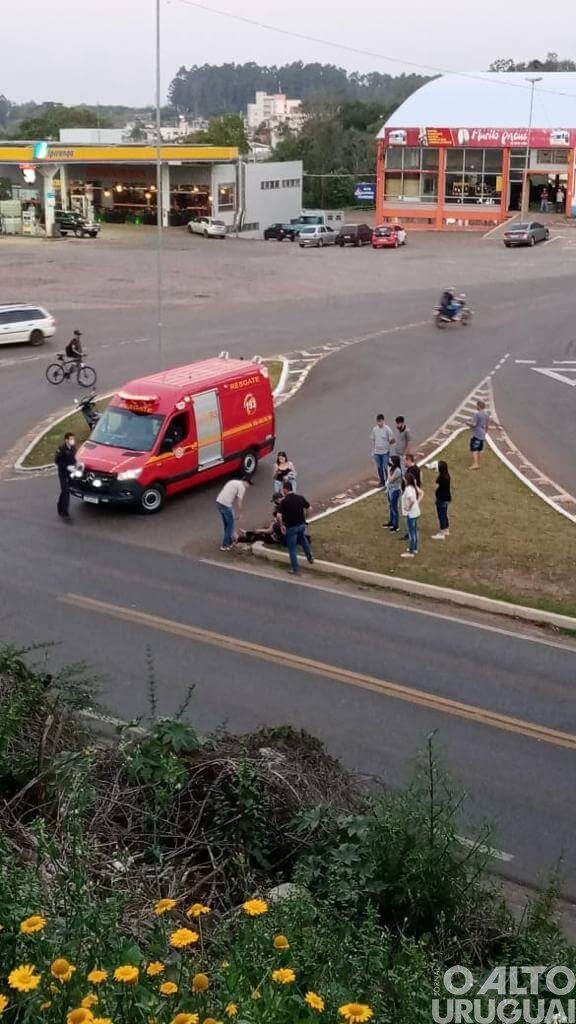 Colisão deixa mulher ferida em FW