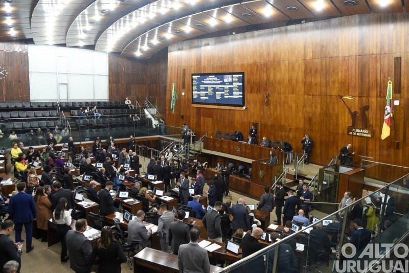 Assembleia aprova proposta de reestruturação do IPE Saúde