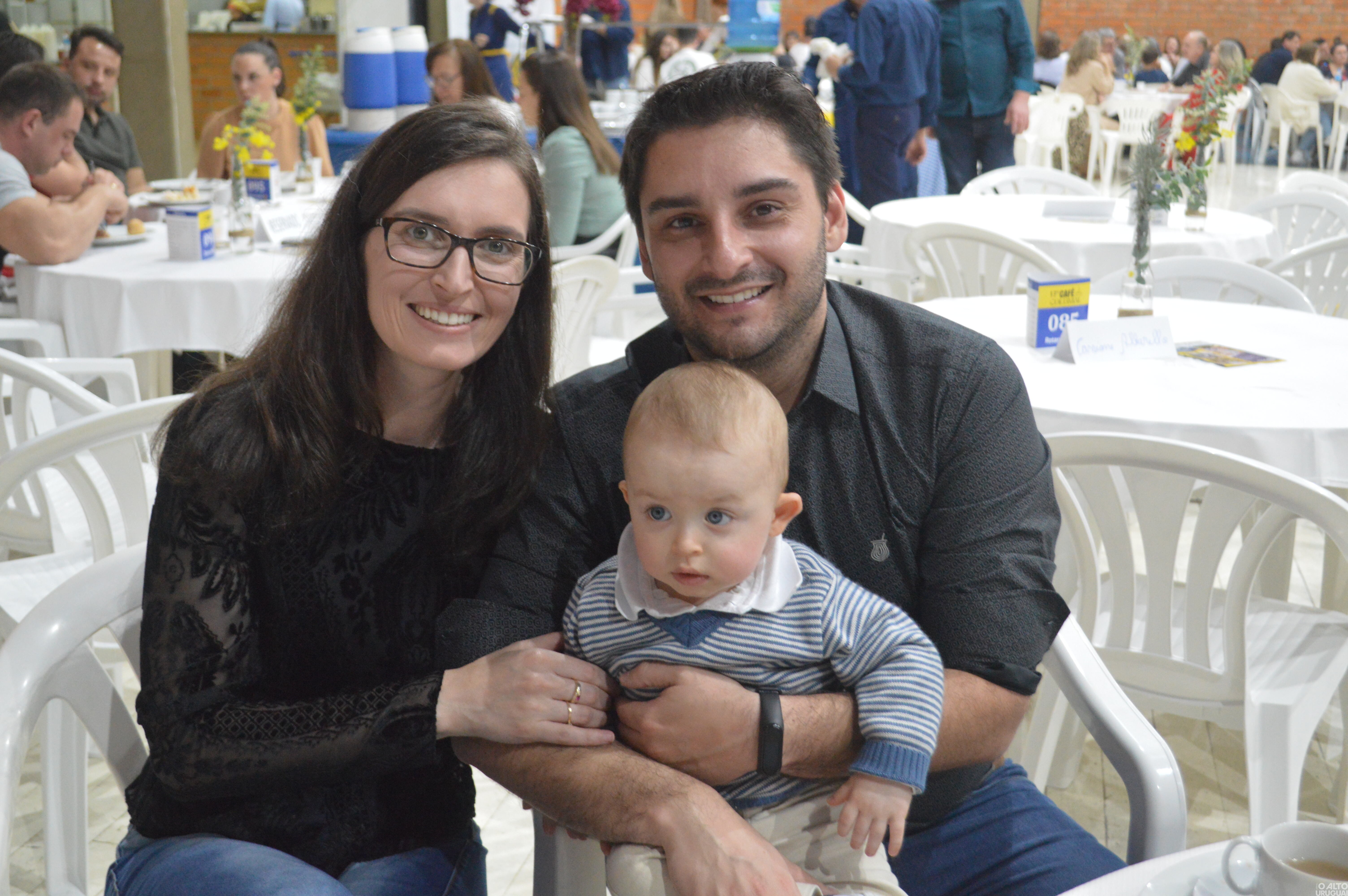 Mais de 300 pessoas participam do 17º Café Colonial do Rotary Barril