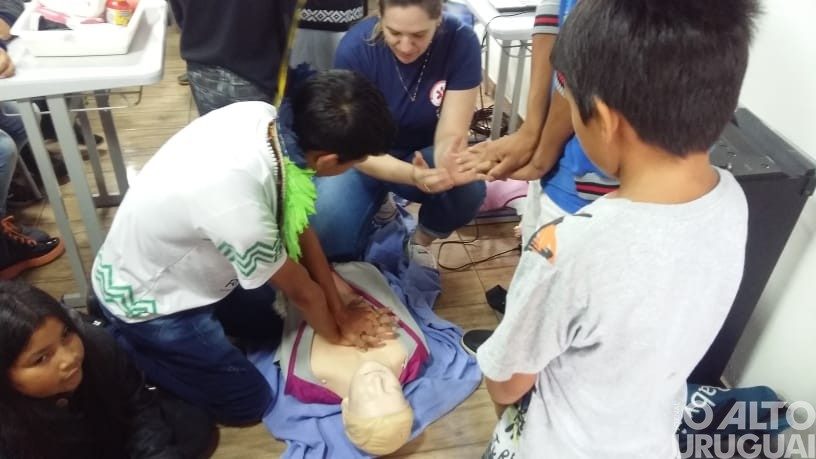 Samu palestra para alunos da Escola Indígena Nãn Ga de Iraí