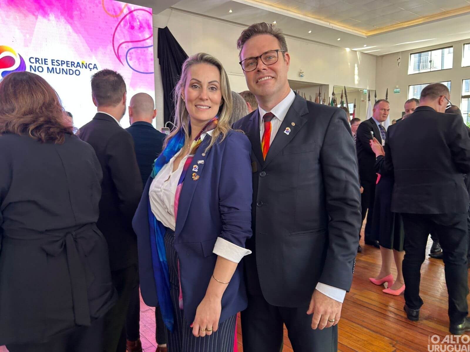 Rotary: Alex Bakof toma posse como governador do Distrito 4660