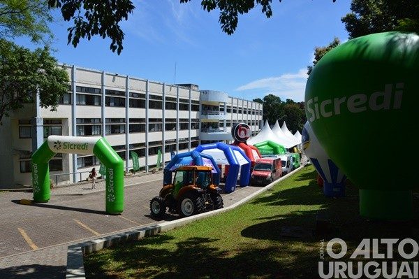 URI Profissões recebe aproximadamente três mil alunos