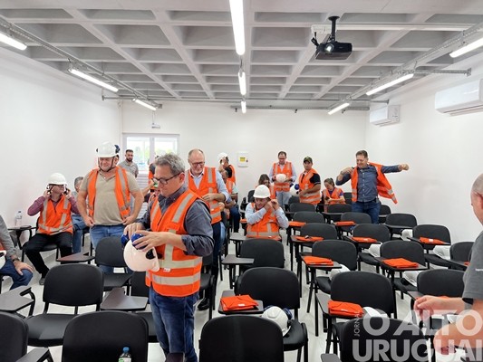 JBS apresenta a estrutura da fábrica de ração em Seberi