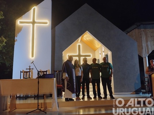 Inaugurado oratório de Nossa Senhora da Salete em FW