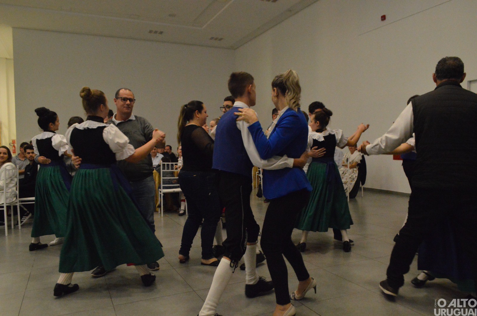 24º Encontro Regional de Grupos de Danças Folclóricas Alemãs – Novemberfest é lançado em FW