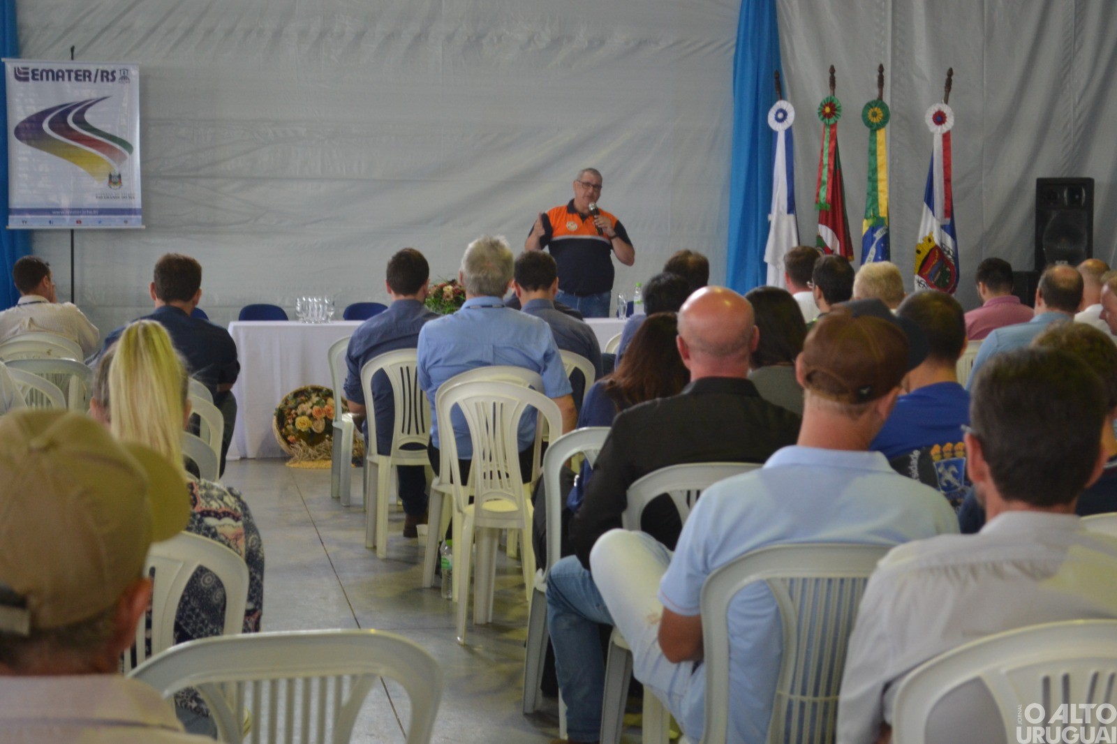 Seminário Regional de Enfrentamento às Adversidades Climáticas reúne grande público