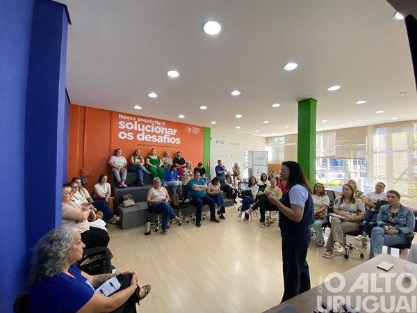 URI/FW promove Café com gestores da região