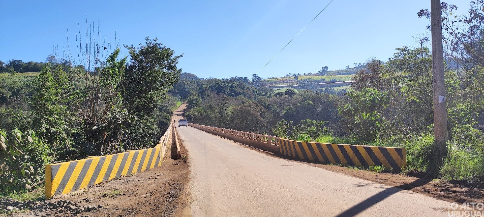 Melhorias são realizadas na ponte sobre o rio da Várzea de Rodeio Bonito