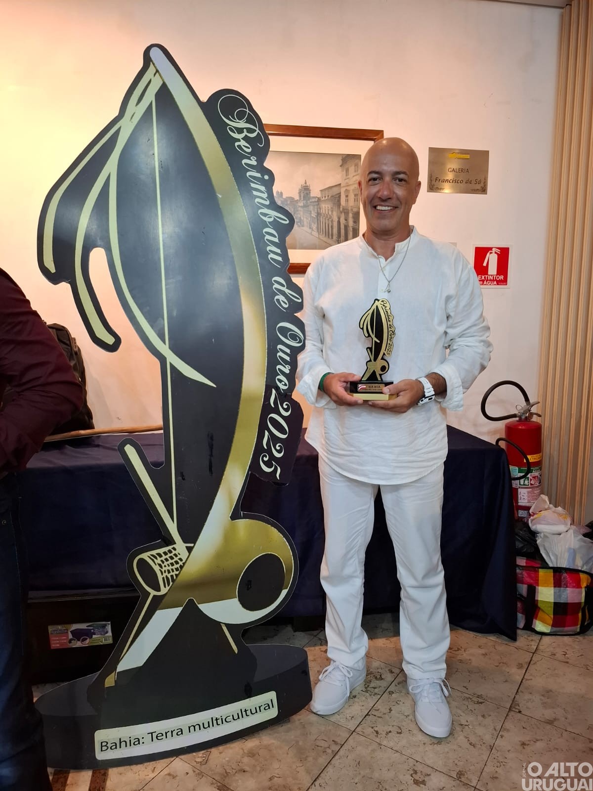 Lucimauro Fernandes conquista o troféu “Berimbau de Ouro”