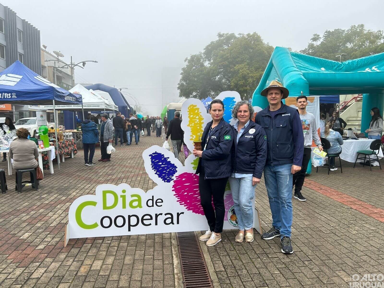 Feira do cooperativismo é realizada em FW